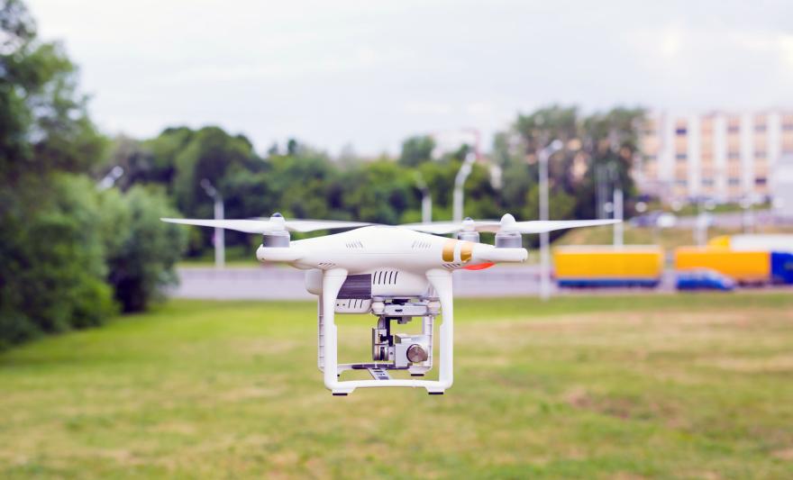 Dron - nowe technologie na polu walki